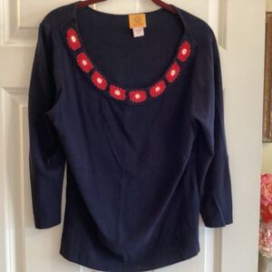 EUC Ruby Rd. Brand Navy Blue Knit Sweater Top  Crocheted Red Floral Accents  L